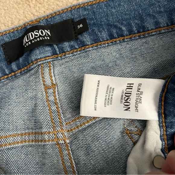 Hudson Jeans Blake Slim Straight with Stretch in Domain Wash (Faded Blue) - Picture 8 of 10